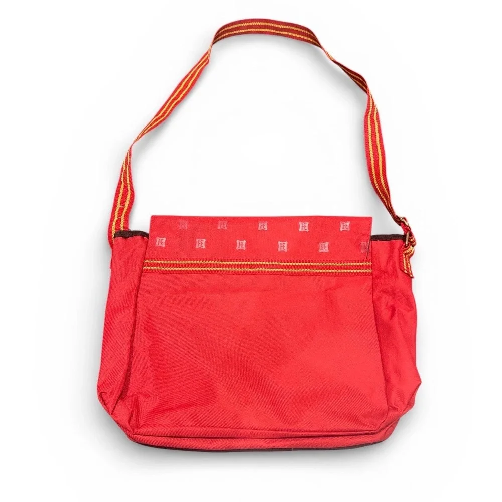 Harry Potter Hogwarts Crest Red Messenger‎ Bag Satchel Gryffindor Pins Monogram